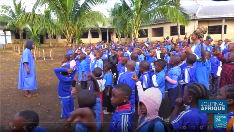 Rentrée scolaire au Cameroun : à Melong, des enfants de la zone anglophone ont trouvé refuge